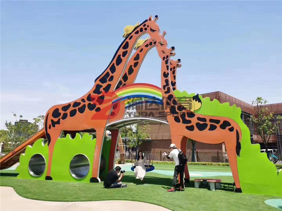 1591665330204357.jpg 長(zhǎng)頸鹿系列.jpg